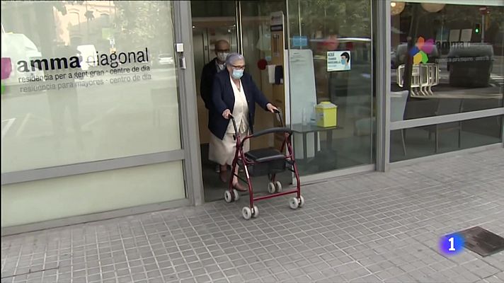 L'Informatiu - Les residències lliures de covid recuperen les visites