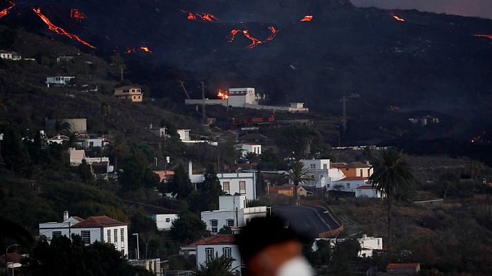 La lava se paraliza en La Laguna, donde ha destruido más de 60 viviendas