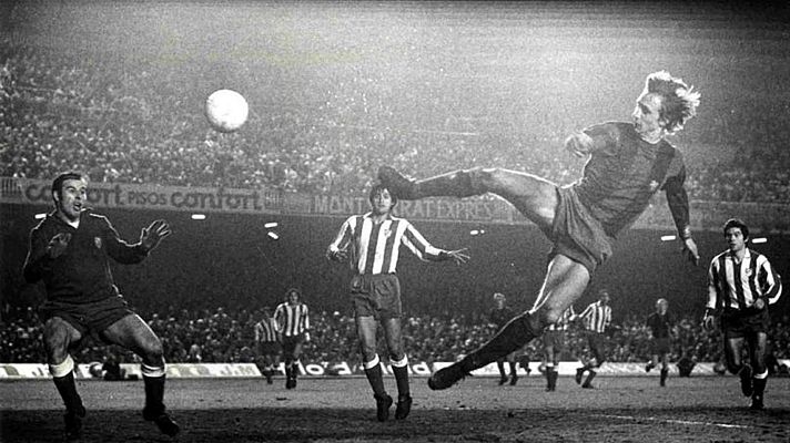 Conexión vintage - El día mundial del Fútbol y del Barça