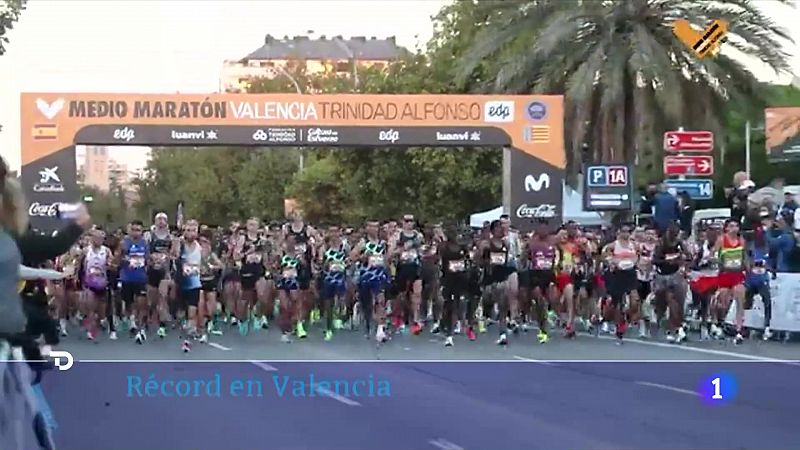 La etíope Letesenbet Gidey bate el récord del mundo de medio maratón en Valencia   