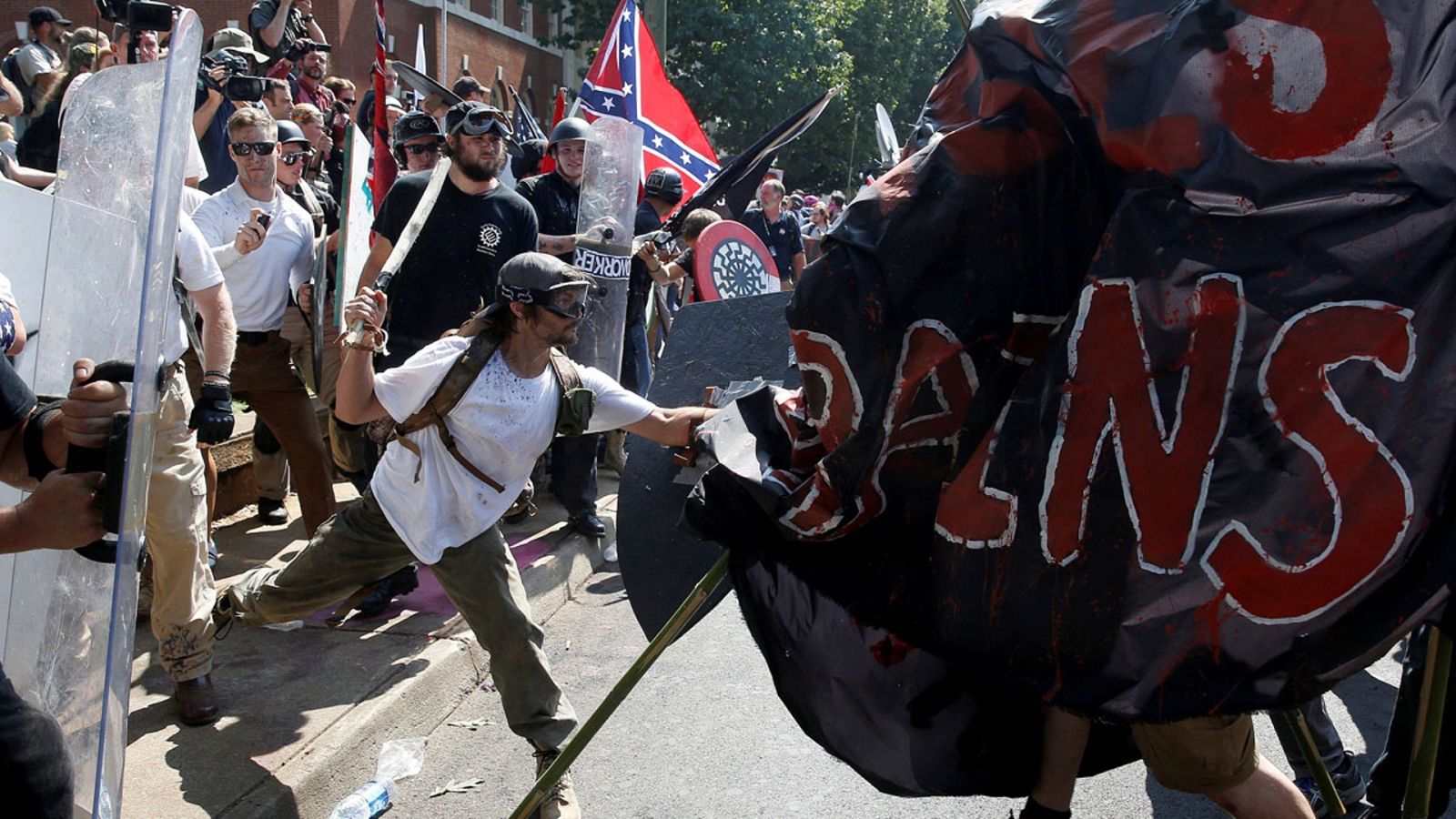 Comienza en EE.UU. el juicio por la marcha supremacista de Charlottesville en la que fue