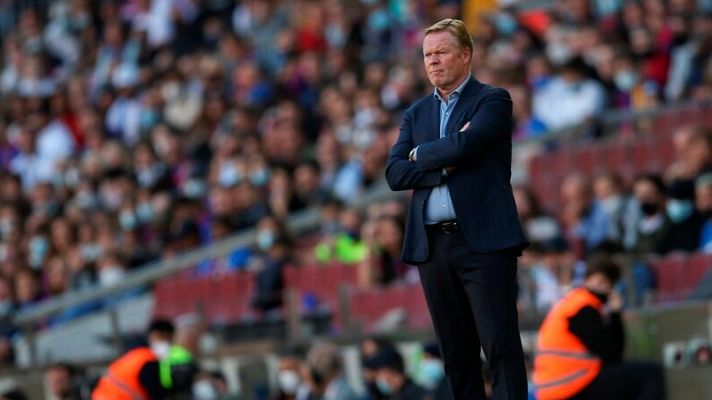 Telediario 1 - Koeman, increpado por un grupo de hinchas radicales tras el Clásico