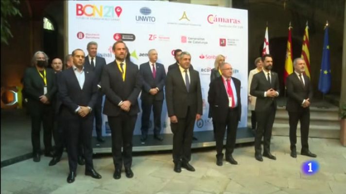 L'Informatiu - Els líders mundials del turisme debaten a Barcelona sobre el futur del sector