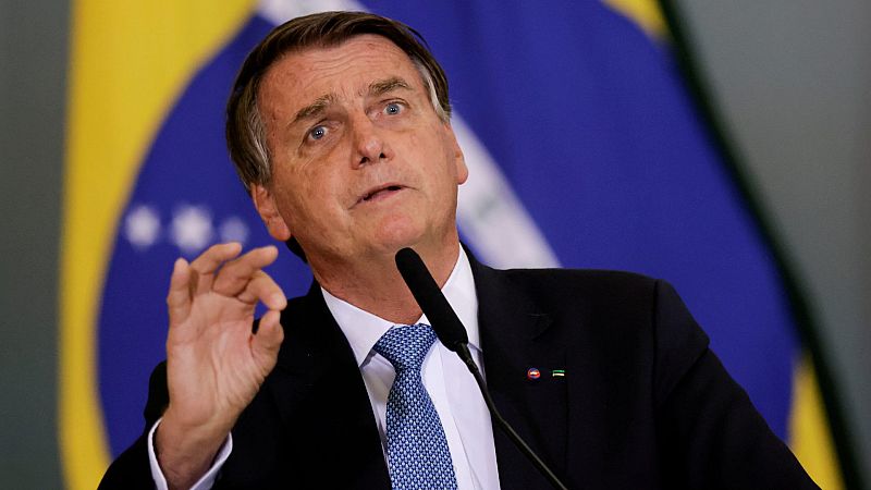 El Senado de Brasil aprueba el informe que acusa a Bolsonaro de "crímenes contra la humanidad"