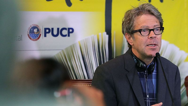 Jonathan Franzen publica 'Encrucijadas', la primera novela de una trilogía