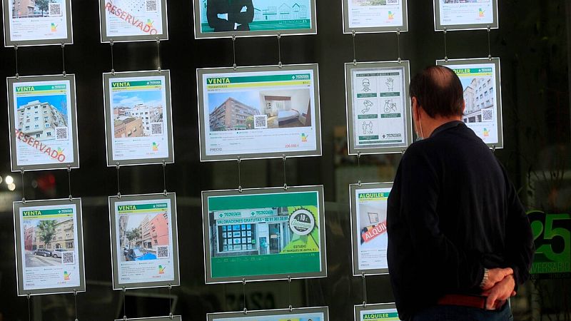 Barcelona impone la primera multa a un propietario por un "alquiler abusivo"