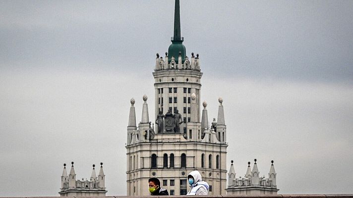 Informativo 24h - Moscú cierra servicios no esenciales