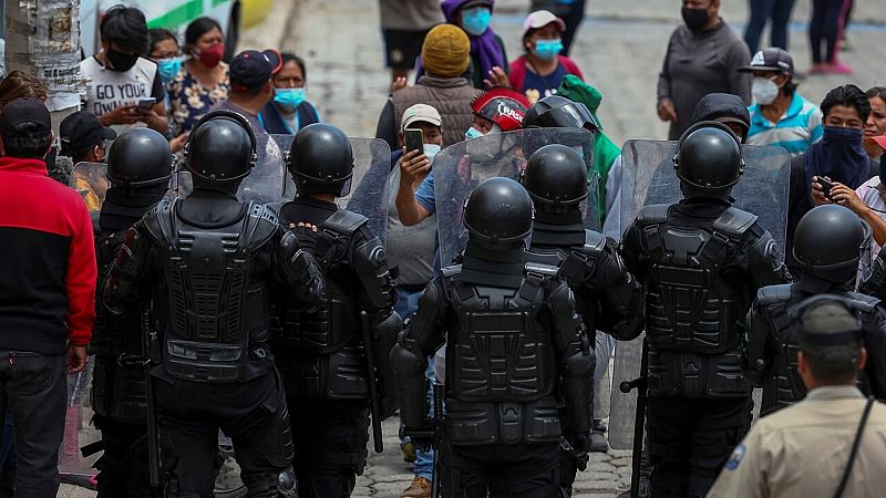 Contin�an las protestas en Ecuador pese al estado de excepci�n - Ver ahora