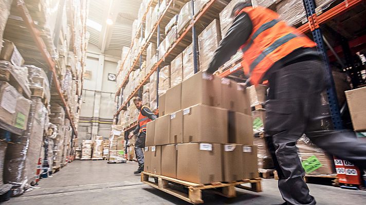 Telediario 1 - Casi la mitad de las horas extra realizadas durante el verano no se pagaron, según Estadística