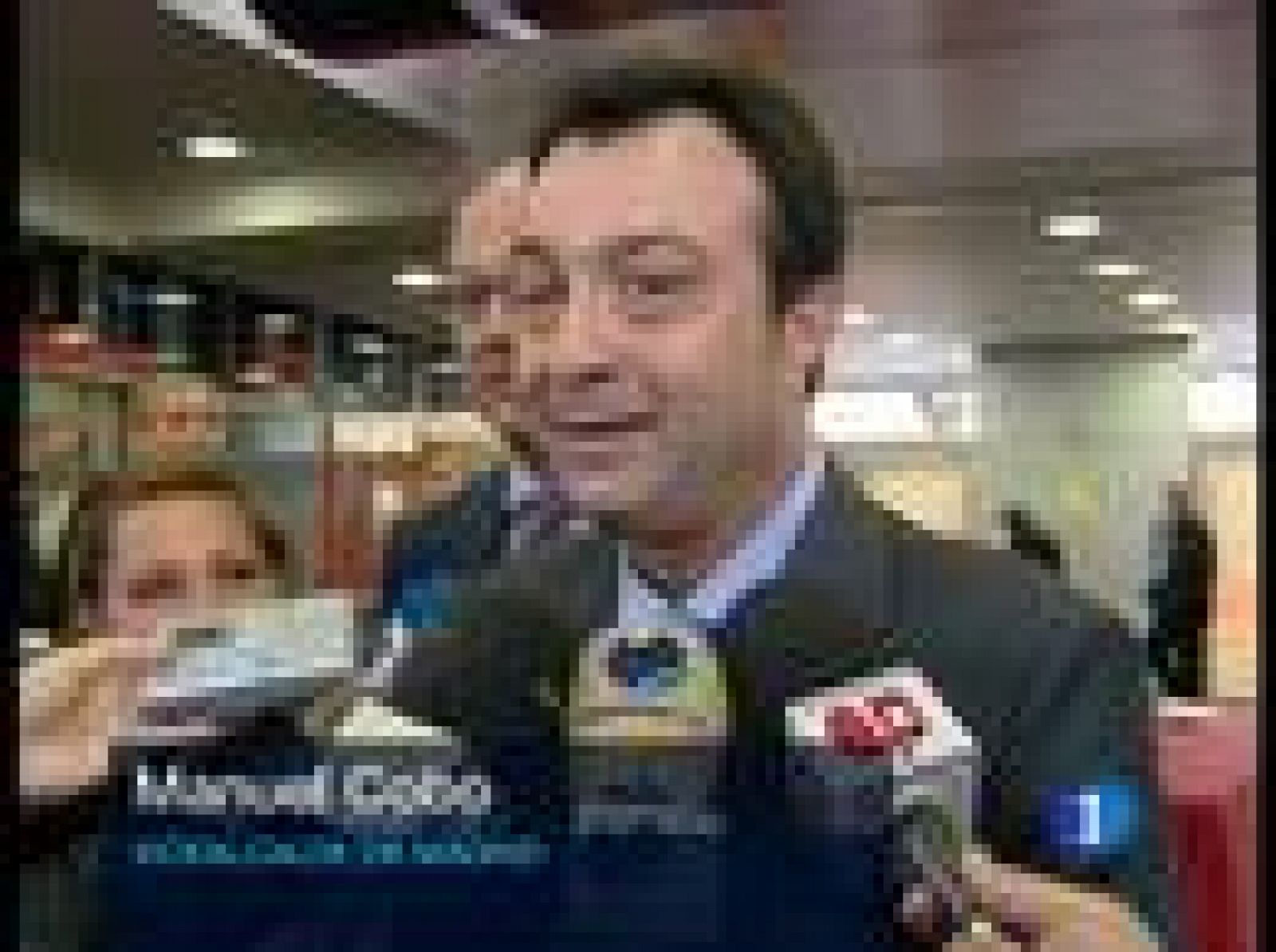 División en el ayuntamiento madrileño en torno a Cobo | Ver