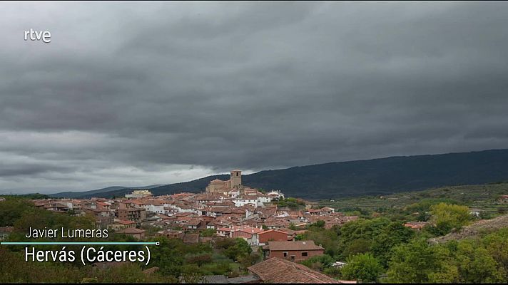 Las temperaturas permanecerán sin cambios en el área mediterránea y Canarias. En el resto de la Península, subirán las nocturnas y bajarán las diurnas