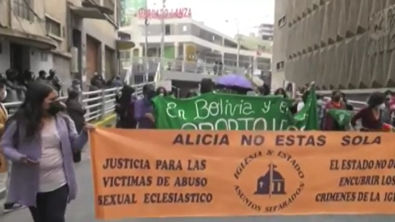 Violación de una niña en Bolivia: grupos provida interfieren para evitar el aborto