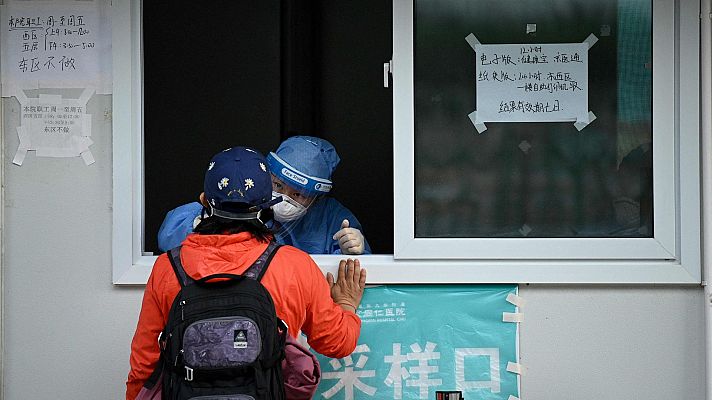 China, en alerta por un brote de coronavirus que afecta a 14 provincias