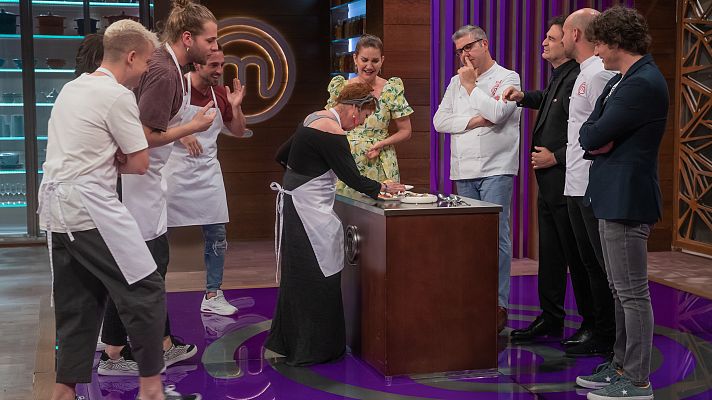 MasterChef Celebrity - El surrealista aperitivo sorpresa de Verónica Forqué