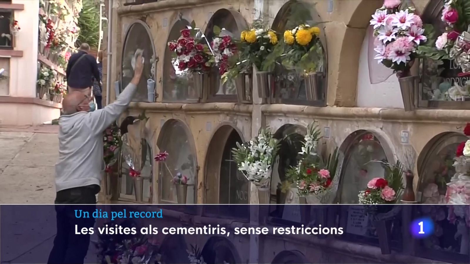 L'afluència per Tots Sants torna a ser aquest similar a la dels nivells d'abans de la pandèmia 