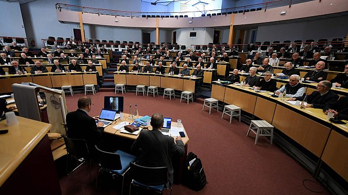 Informativo 24h - Los obispos franceses analizan el informe sobre abusos sexuales a menores en su asamblea anual