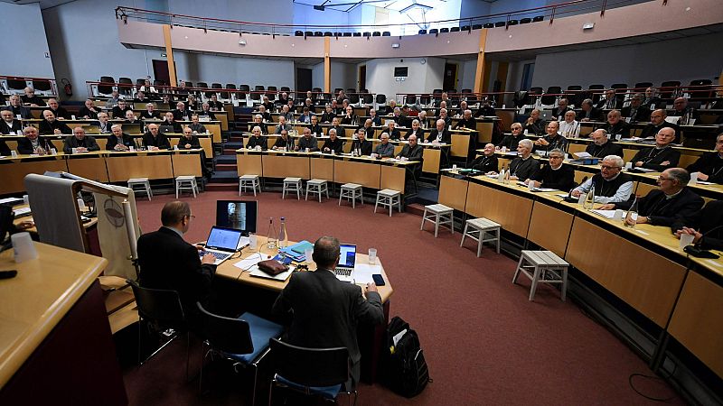 Los obispos franceses centran en la lucha contra los abusos sexuales a menores su asamblea anual