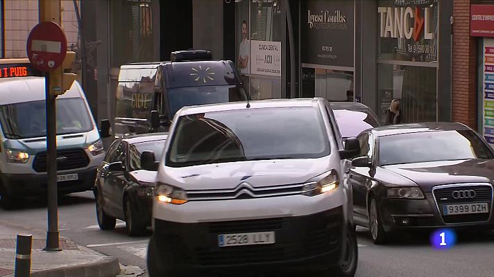 Sant Cugat multa als vehicles sense etiqueta ambiental