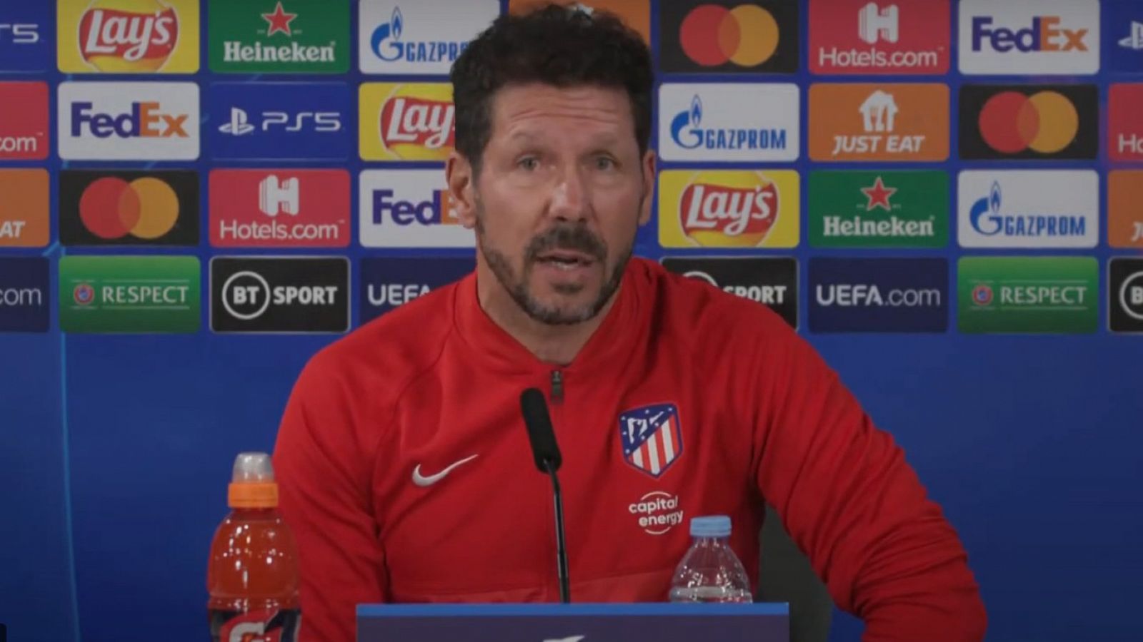 Simeone: "No opino de cómo juegan los rivales" | Ver