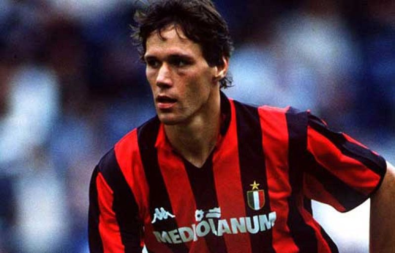 En la vuelta de los octavos de final de la Copa de Europa de 1989 el Milan de Van Basten endosó un duro 5-0 a la 'quinta del Buitre'.