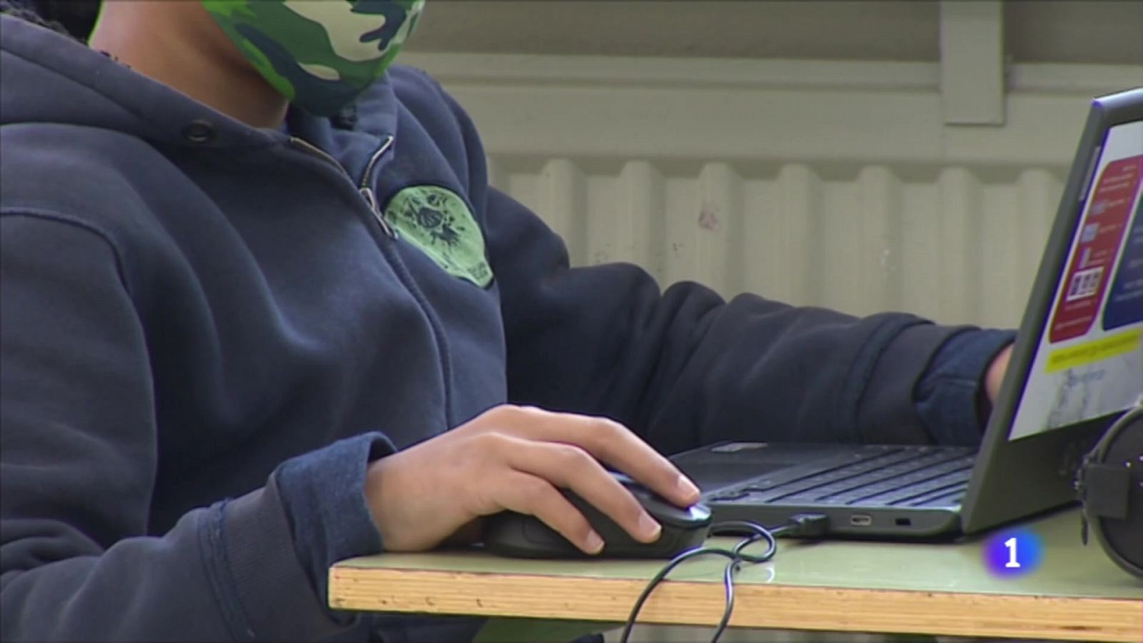 Ordenadores portátiles con acceso a internet para los alumnos más vulnerables 