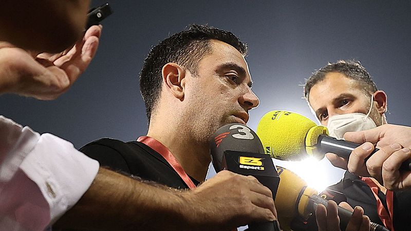 Xavi desea "volver a casa" y su club presiona en la negociación con el Barça -- Ver ahora