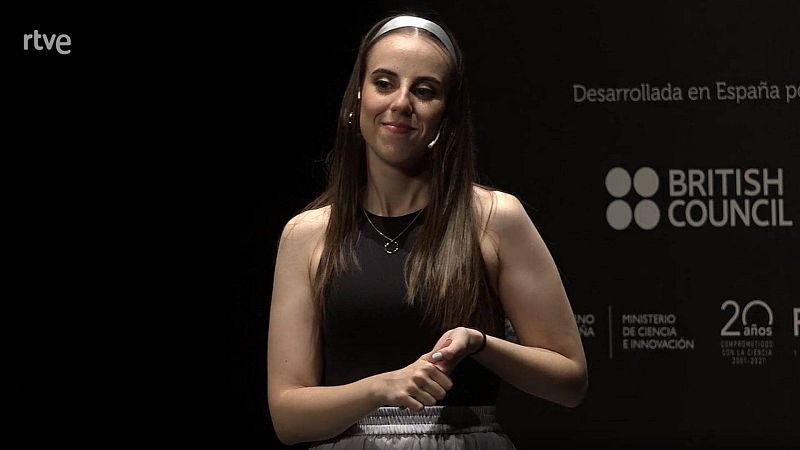 Semifinal FameLab 2021 - Teresa Bermejo y su monólogo sobre los efectos del alcohol 