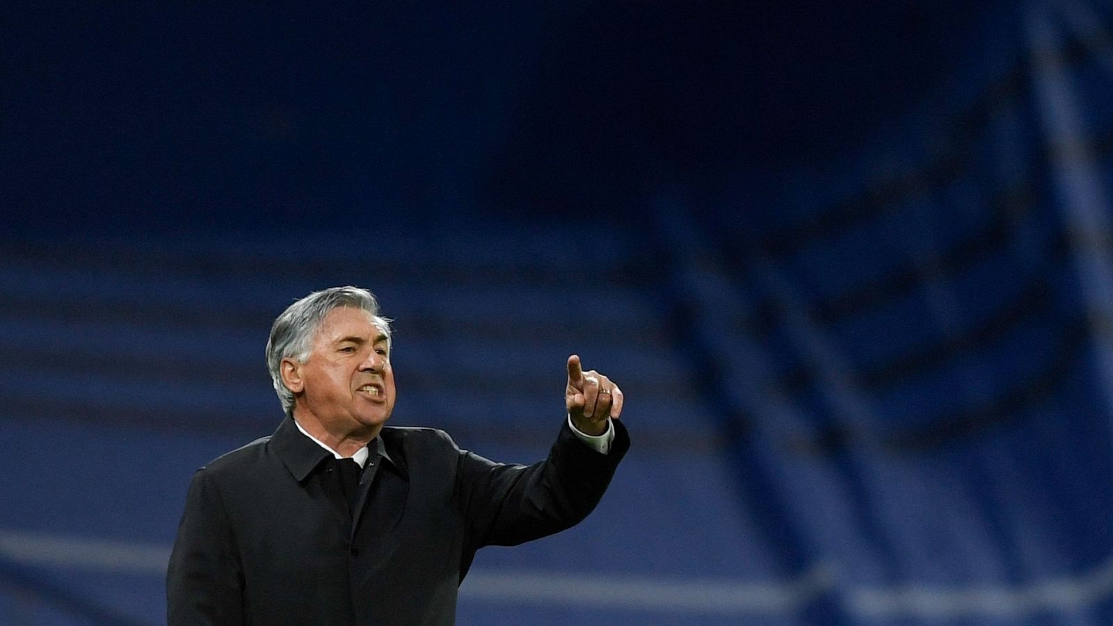 Ancelotti: "Es bueno que la  afición nos despierte con pitos"