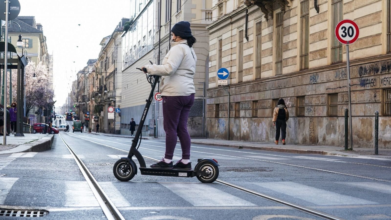 Explota la batería de un patinete eléctrico en Londres