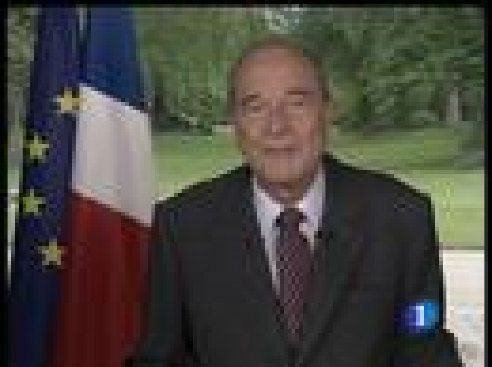 Jacques Chirac va a ser el primer ex-presidente francés que se siente en el banquillo | Ver