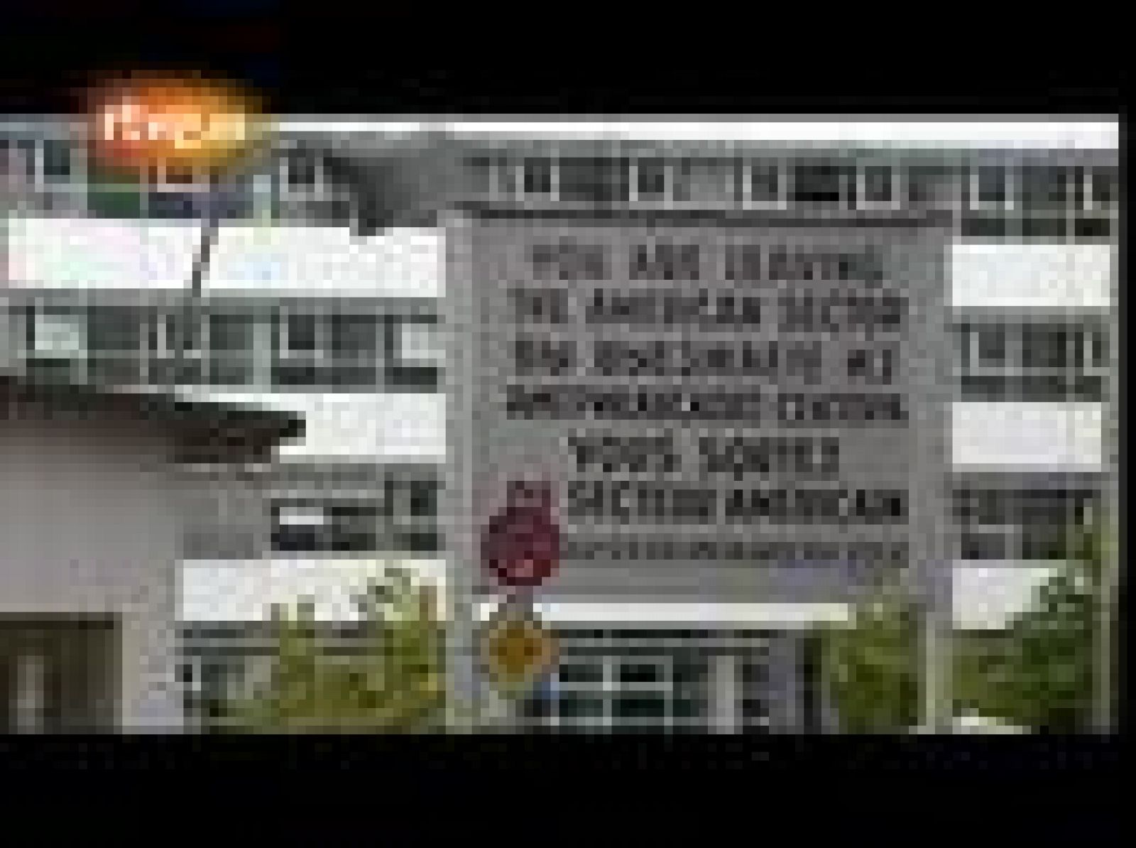 En portada - Tras la huella del muro de Berlín. Checkpoint Charlie | Ver