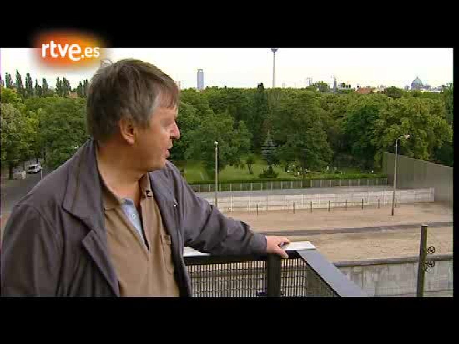 En portada - Tras la huella del muro. Bernauer Strasse | Ver