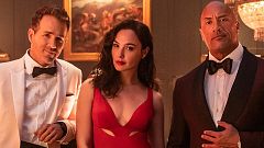 'Alerta roja' en las pantallas con Gal Gadot y Dwayne Johnson