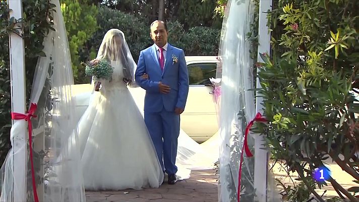 L'Informatiu - El certificat covid s'exigeix ja als casaments i festes en recintes tancats