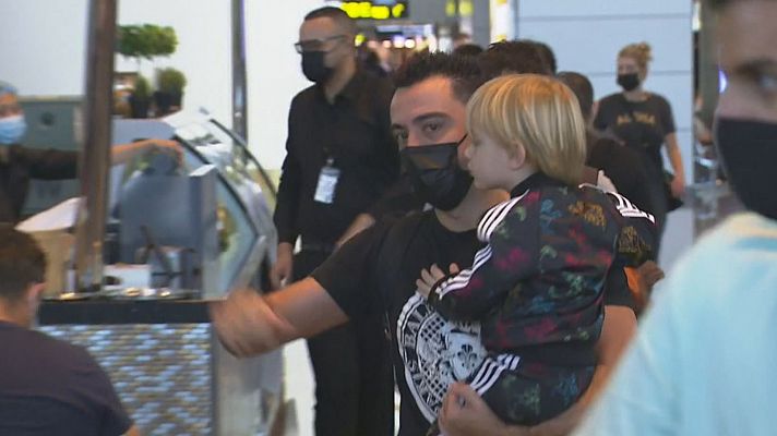 Xavi llega a Barcelona con ganas de "trabajar duro"