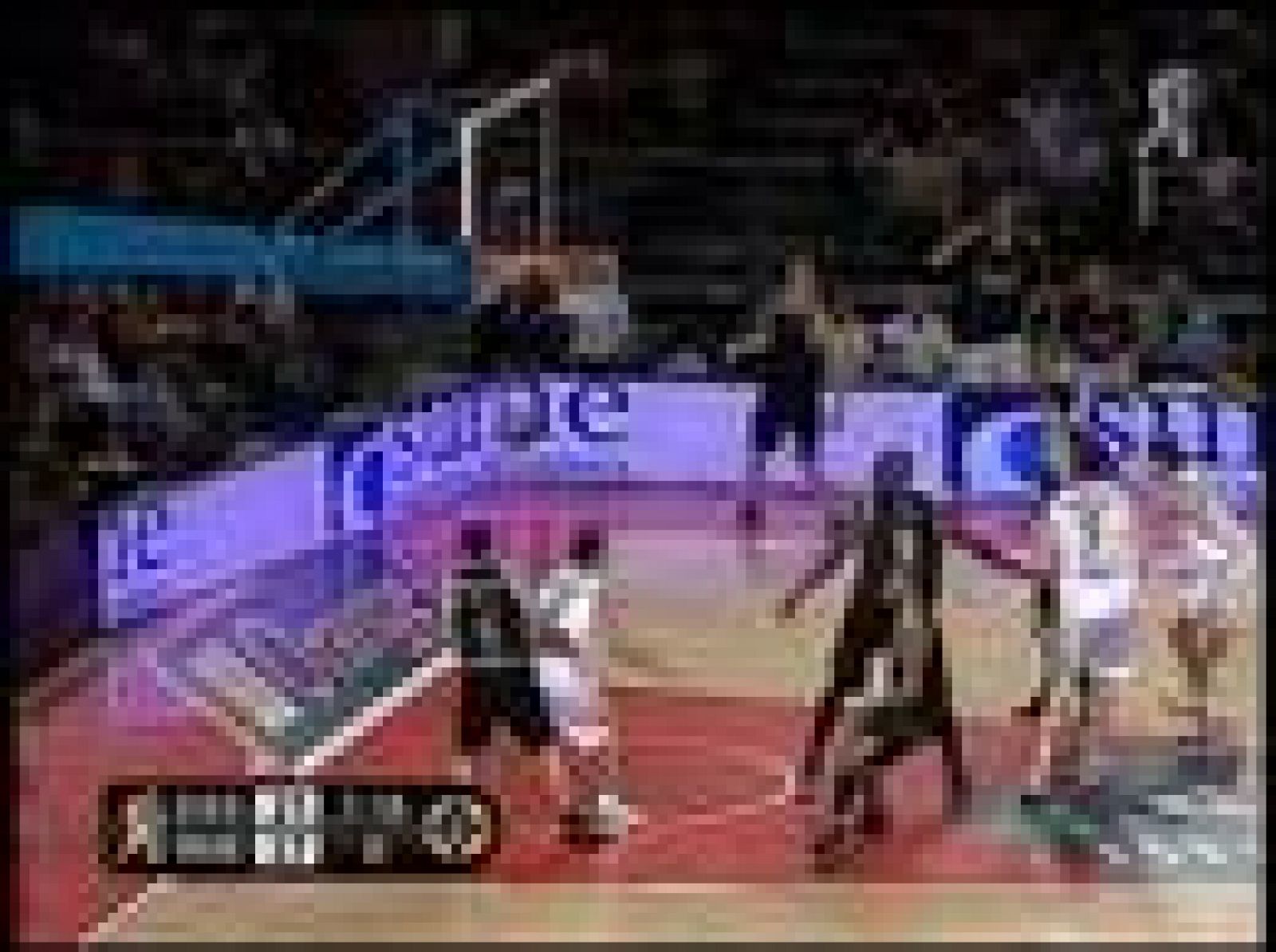 El Real Madrid se ha impuesto al Bizkaia Bilbao Basket por 70-96 en un partido con poca historia, apenas la del primer cuarto, ya que después el conjunto blanco ha arrollado al de negro, que dista todavía de ser el conjunto peleón y peligroso para los grandes de temporadas anteriores. 