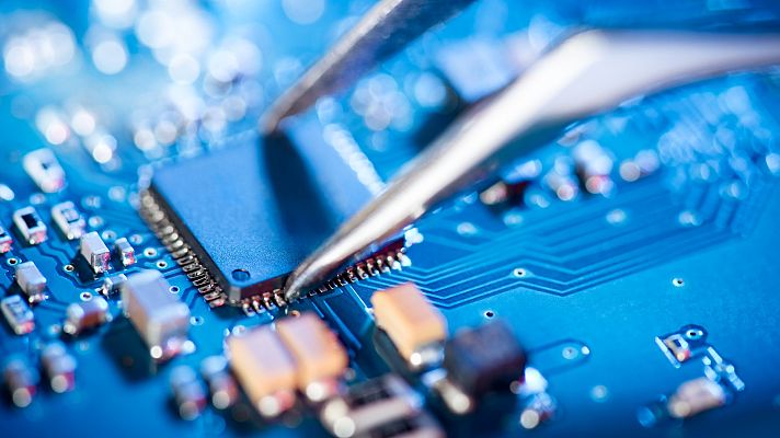 Telediario Fin de Semana - La crisis en la cadena de suministros pone en peligro las rebajas