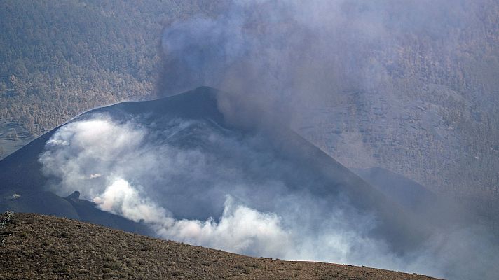 Empeora la calidad del aire en los municipios cercanos al volcán