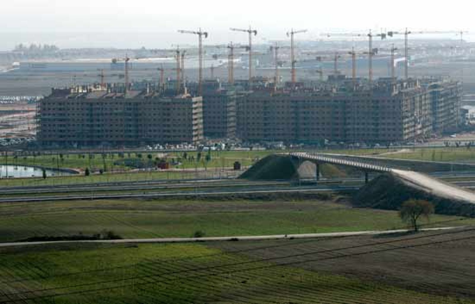 Reporteros del telediario - Urbanizaciones desiertas - Reporteros del Telediario | Ver