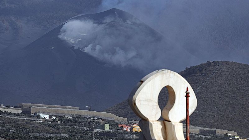 El volcán de La Palma cumple 51 días de erupción con la calidad del aire como principal preocupación