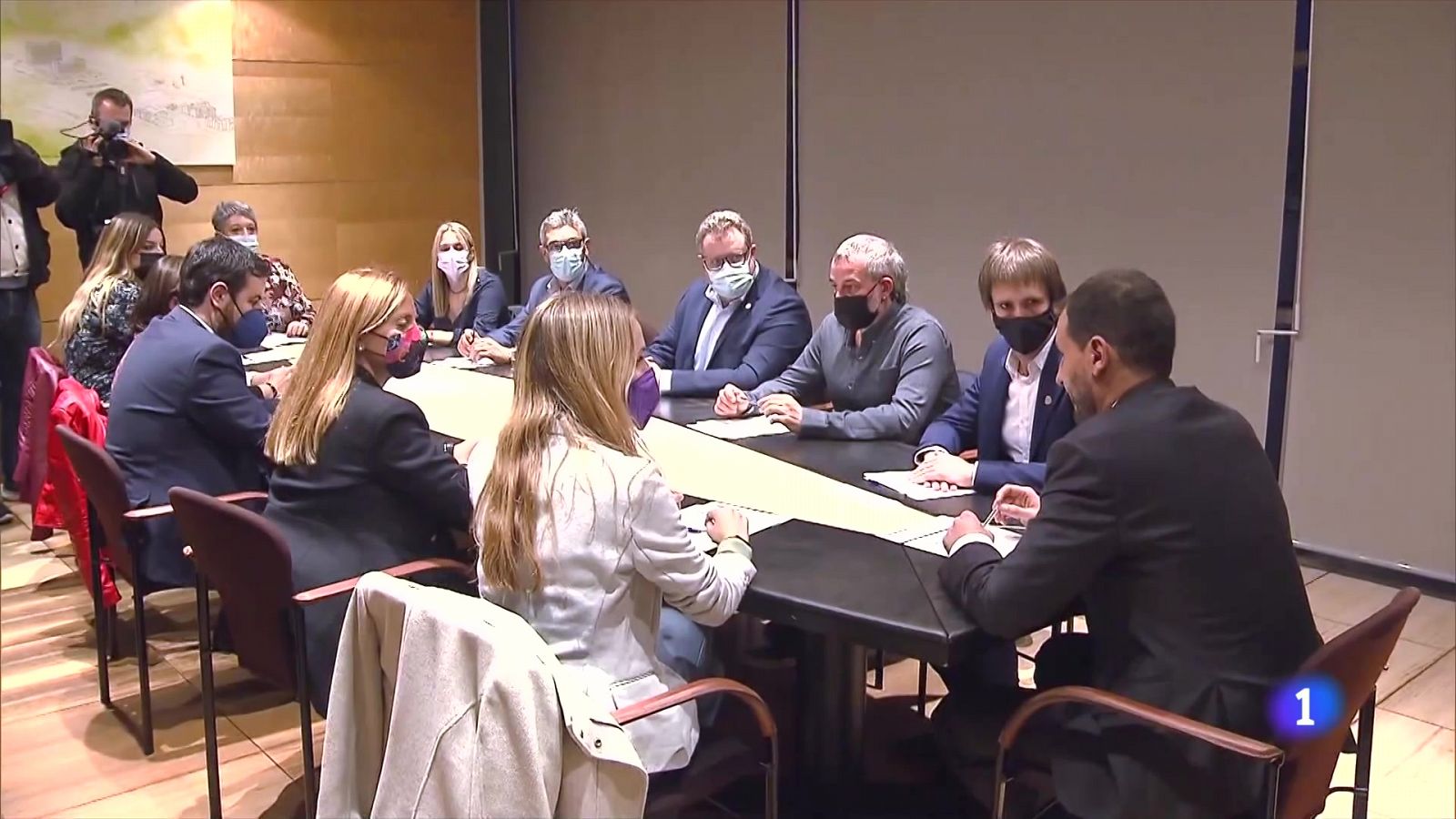 El socialista Rubén Guijarro se convierte en el nuevo alcalde de Badalona | Ver