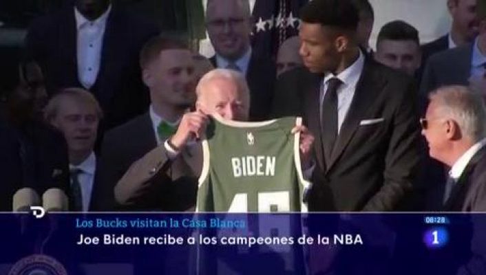 Telediario Matinal - Biden recibe a los Bucks para homenajearles por su título de NBA