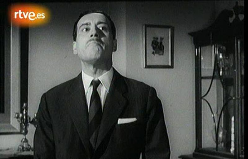 Uno de los papeles más recordados de José Luis López Vázquez es el de padrino en 'La gran familia' (1962), de Fernando Palacios.