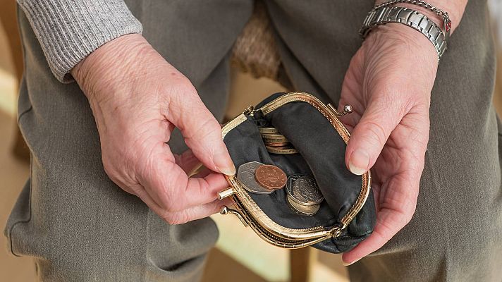 Telediario 1 - El Gobierno niega que ampliar el periodo de cálculo conlleve una rebaja de las pensiones