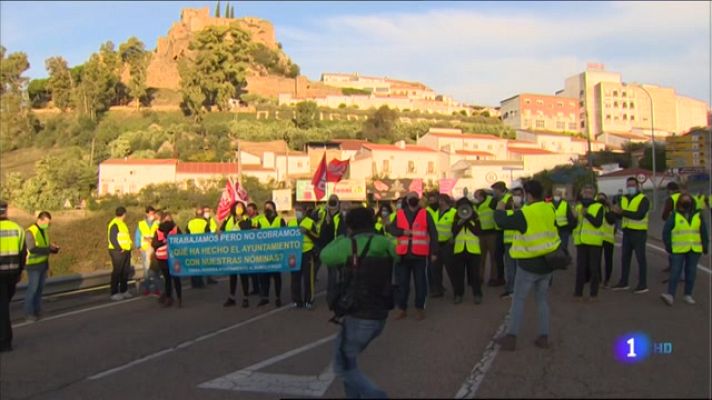 Noticias de Extremadura - Protesta de empleados de Alburquerque