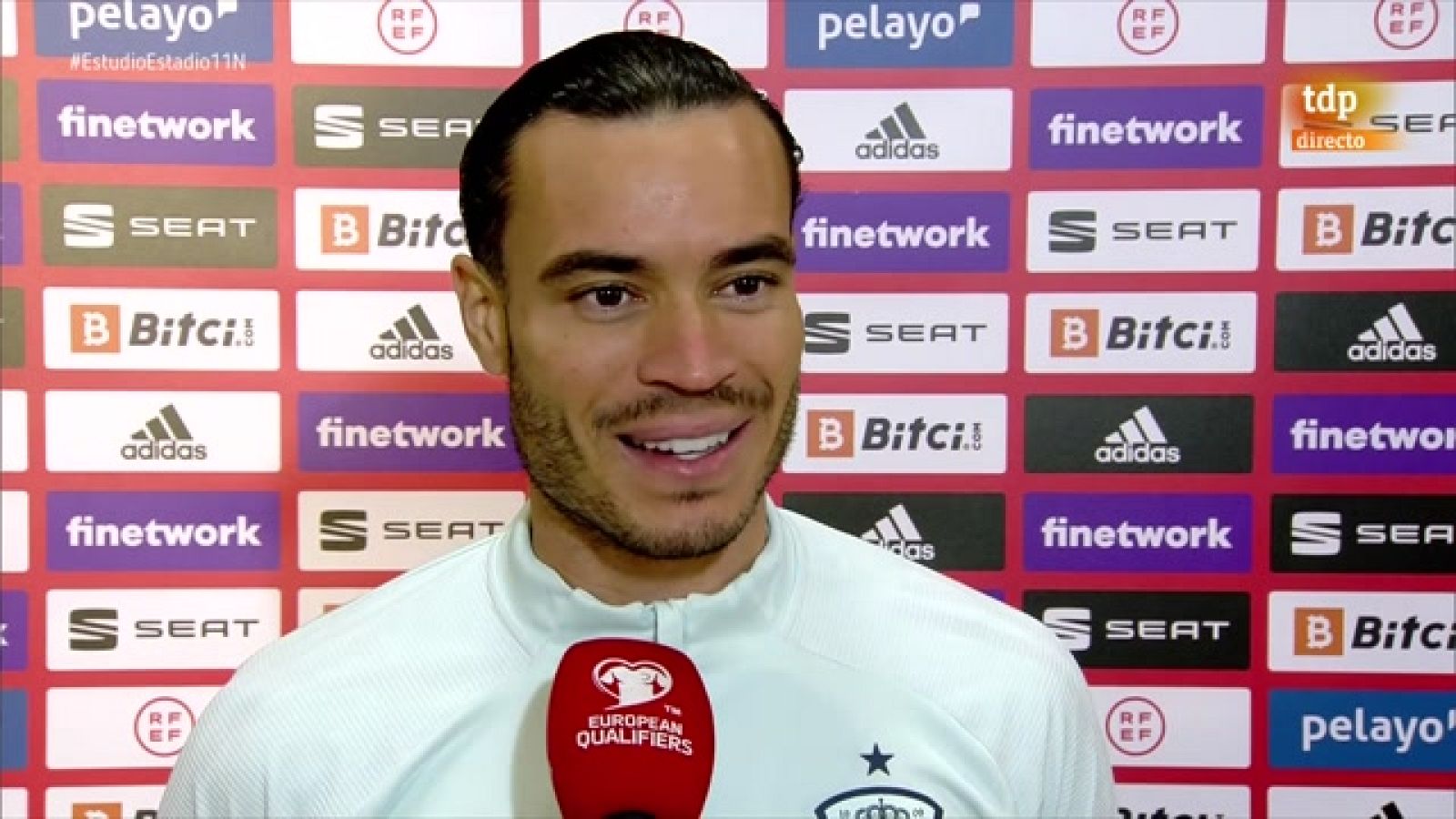 Raúl de Tomás no esperaba ser titular: "Me quedé en shock al saber la alineación" -- Ver ahora