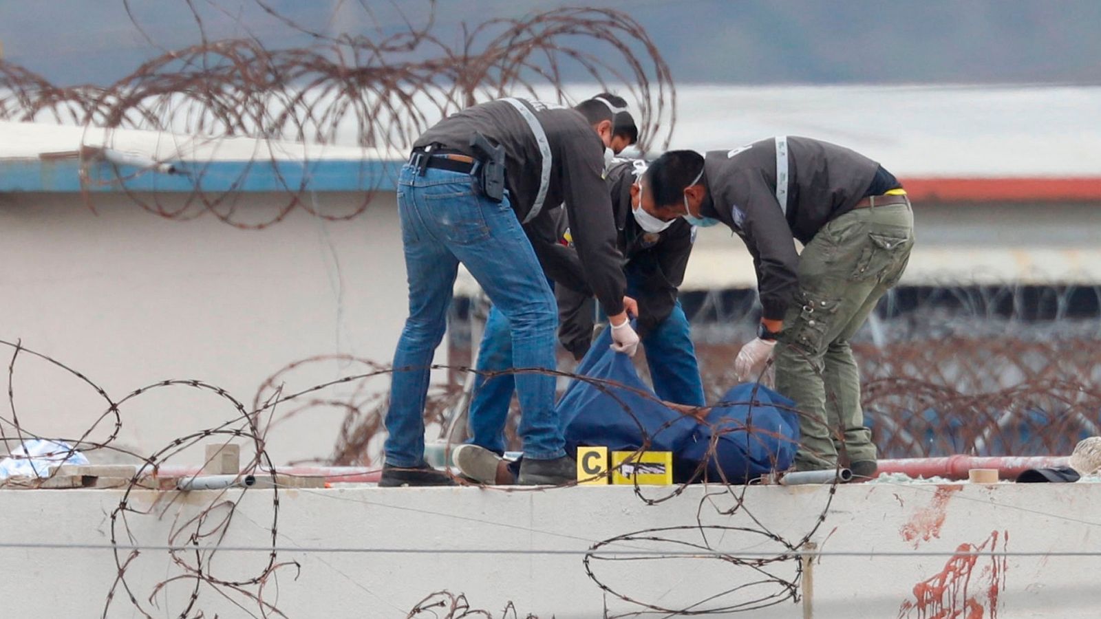 68 muertos en enfrentamientos en una cárcel de Guayaquil