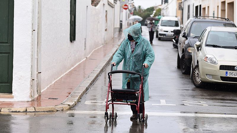 Chubascos fuertes en Baleares y Cataluña y nevadas copiosas en los Pirineos