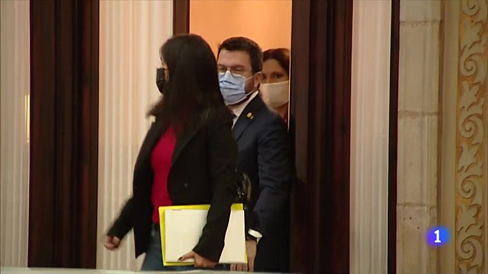 L'Informatiu - El Govern torna a reunir-se amb la CUP mentre s'obre a parlar amb la CUP