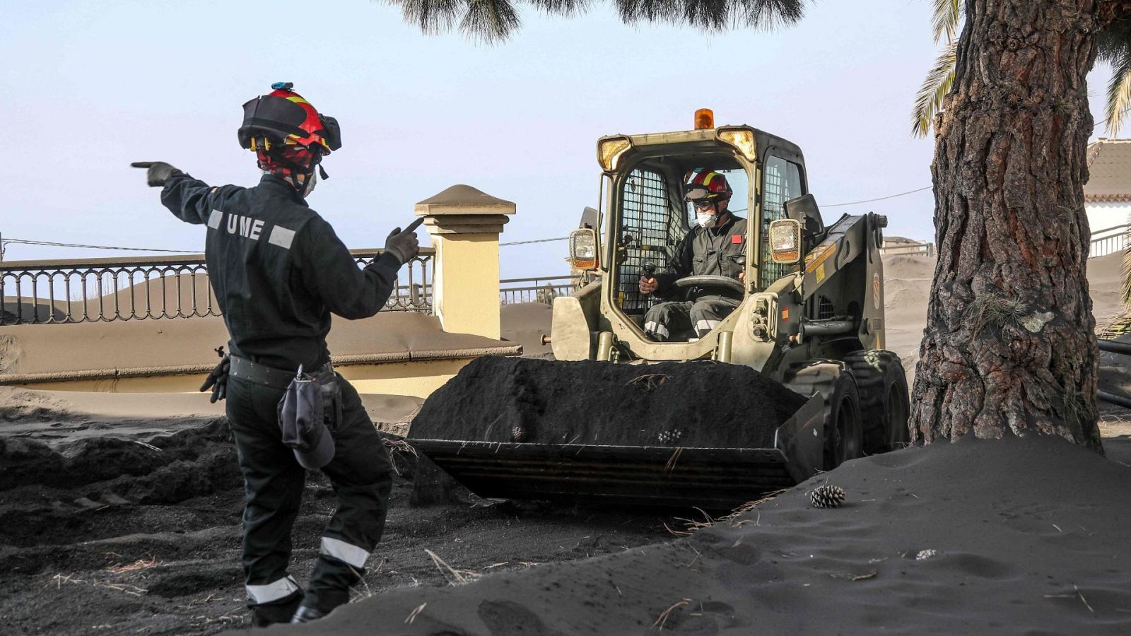 La lluvia junto a la ceniza, la preocupación de los palmeros | Ver